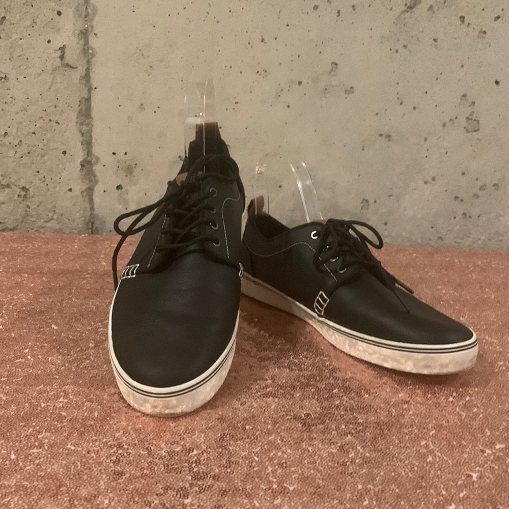 Goodfellow & Co Blue Faux Leather Sneakers For Men - Size 8